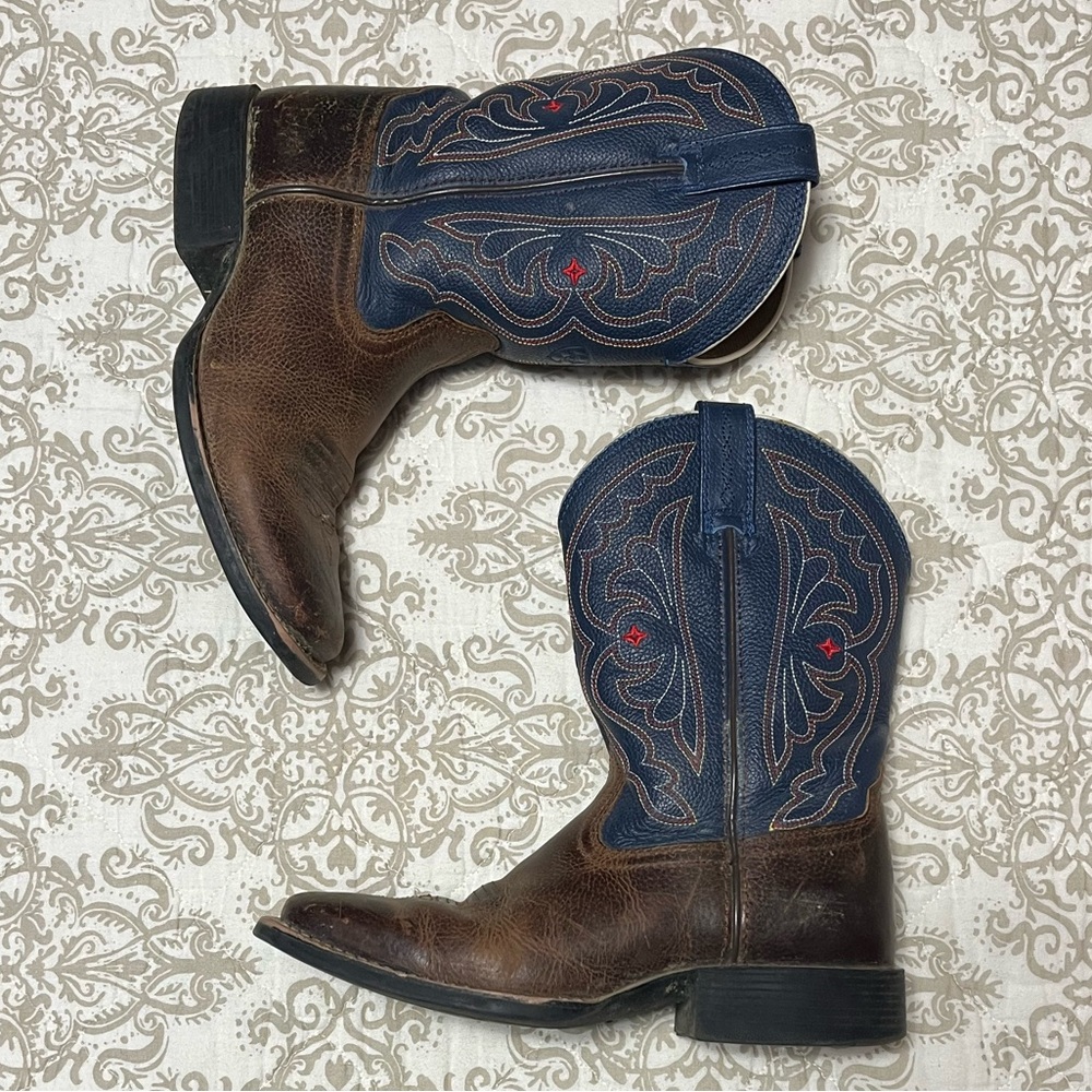 Boy’s Ariat Leather Brown and Blue Western Cowboy Boots, Sz 2